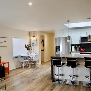  Holiday home Charming Near Washington United States